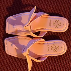 Pink flip flop